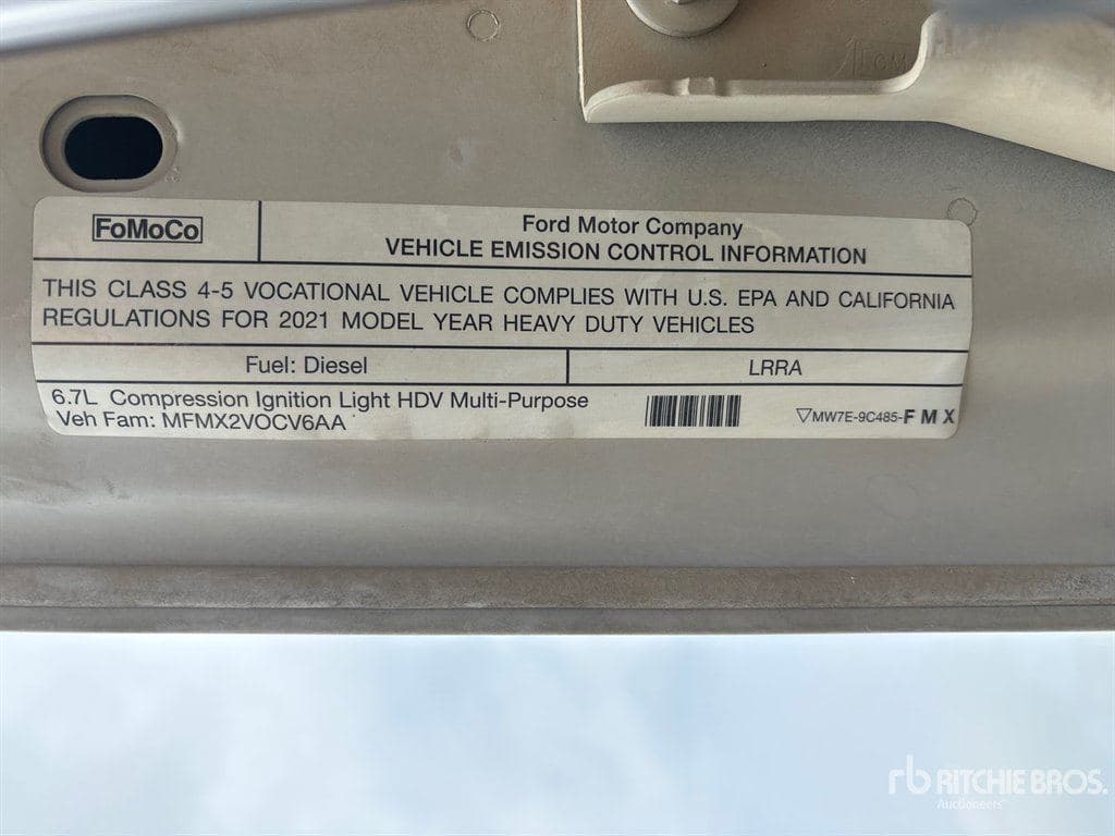2021 Ford F550sd image 19