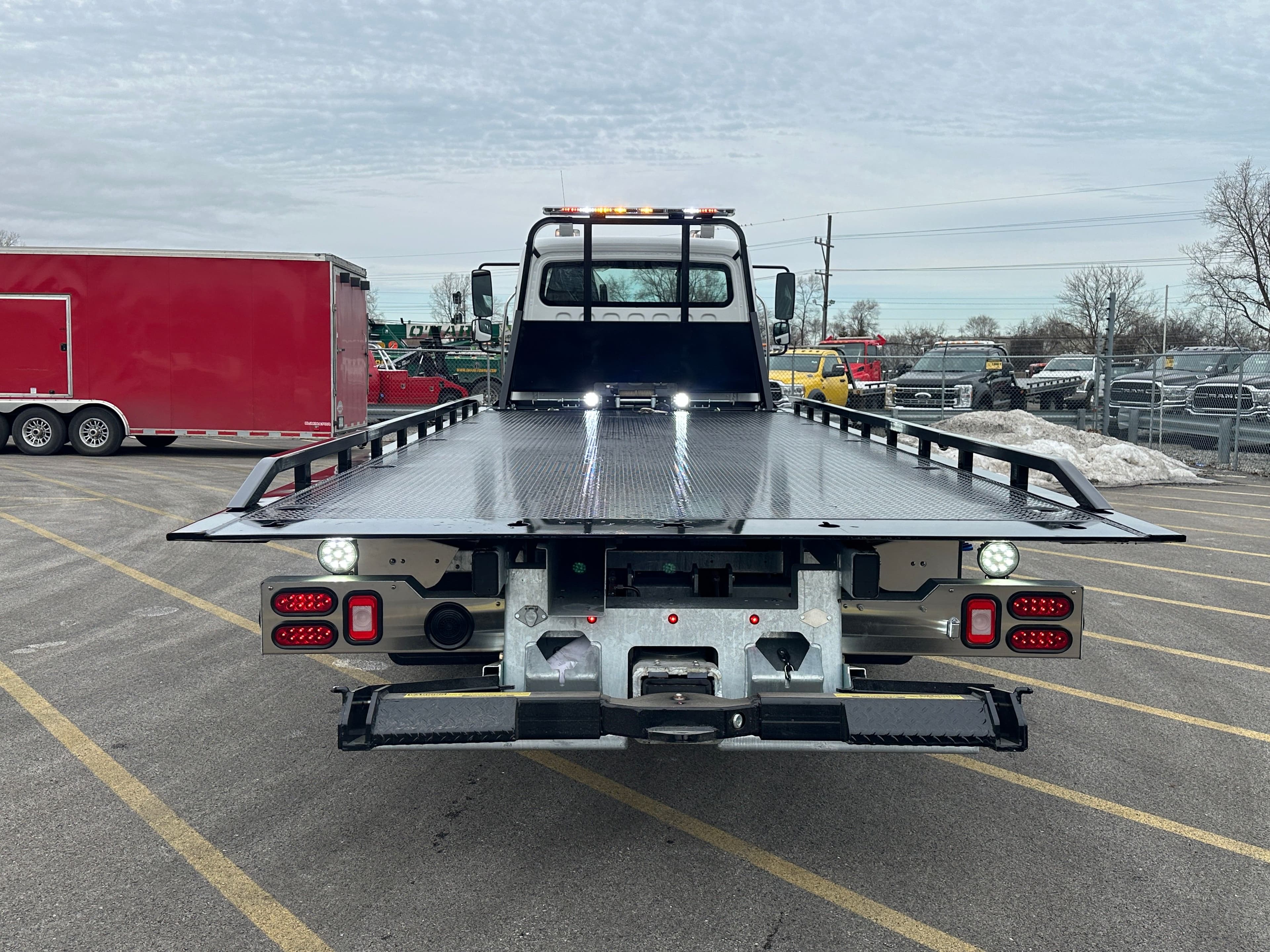 2025 Freightliner M2 106 Medium Duty CENTURY 21.5' STEEL CARRIER  (SK#: 6109C) image 4