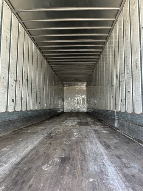 2019 Utility 4000D-X image 6