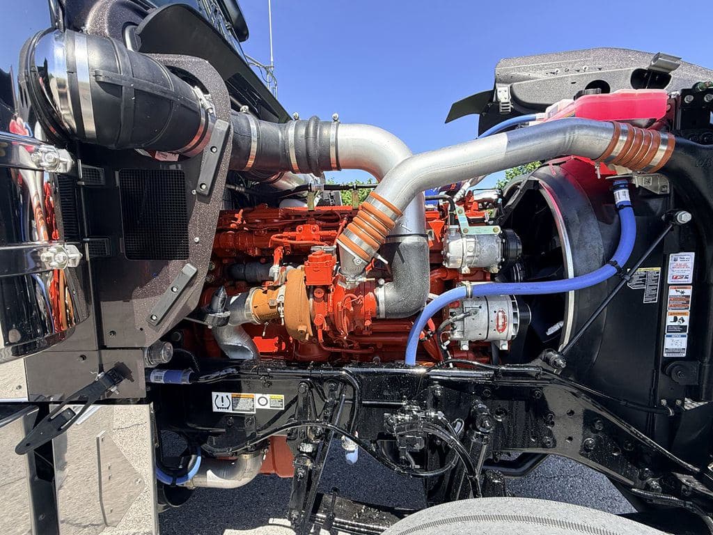 New 2027 KENWORTH W900L image 7
