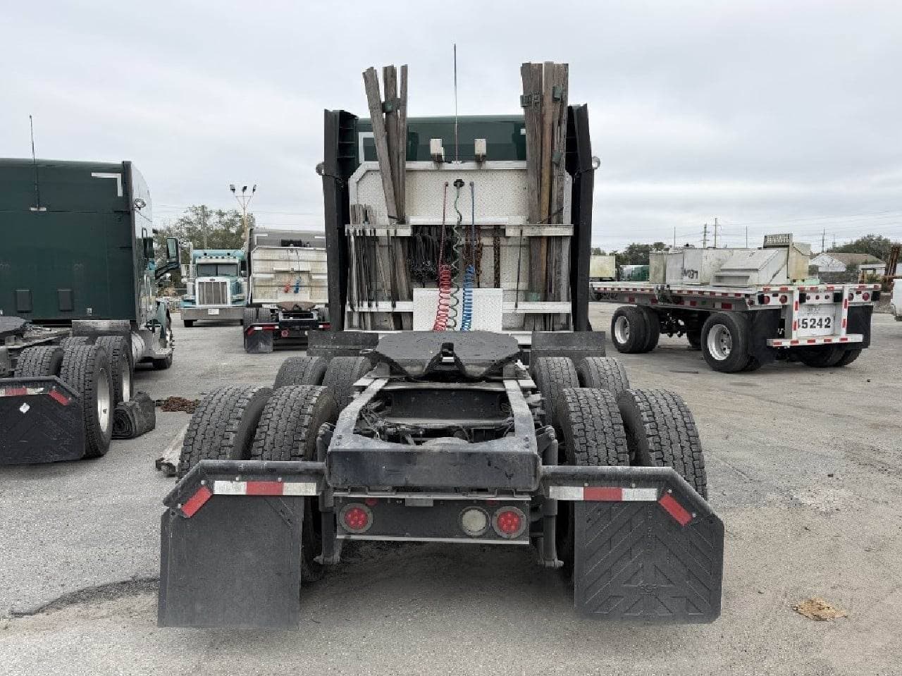 2020 Peterbilt 579 image 4
