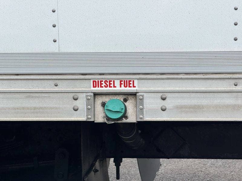 2018 Isuzu NQR image 11