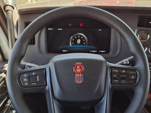 2026 Kenworth T880 image 10