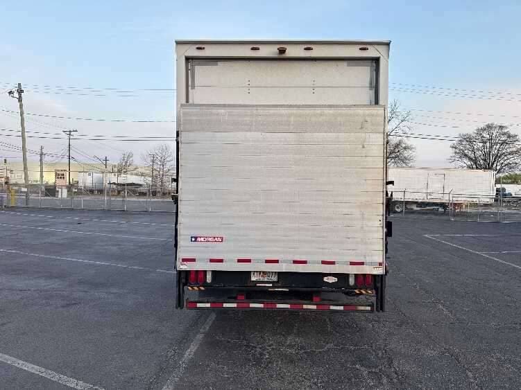 2017 MITSUBISHI FUSO FEC72S image 4