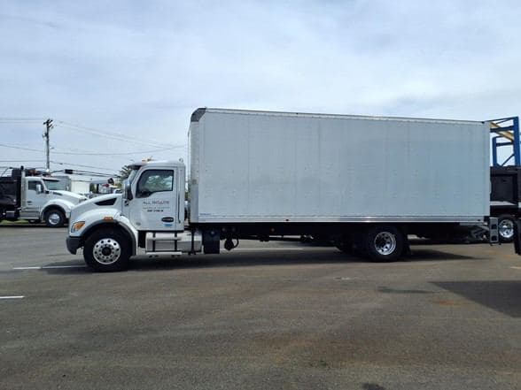2024 Kenworth T280 image 6
