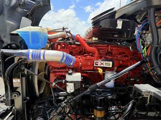 2022 Kenworth T680 image 15