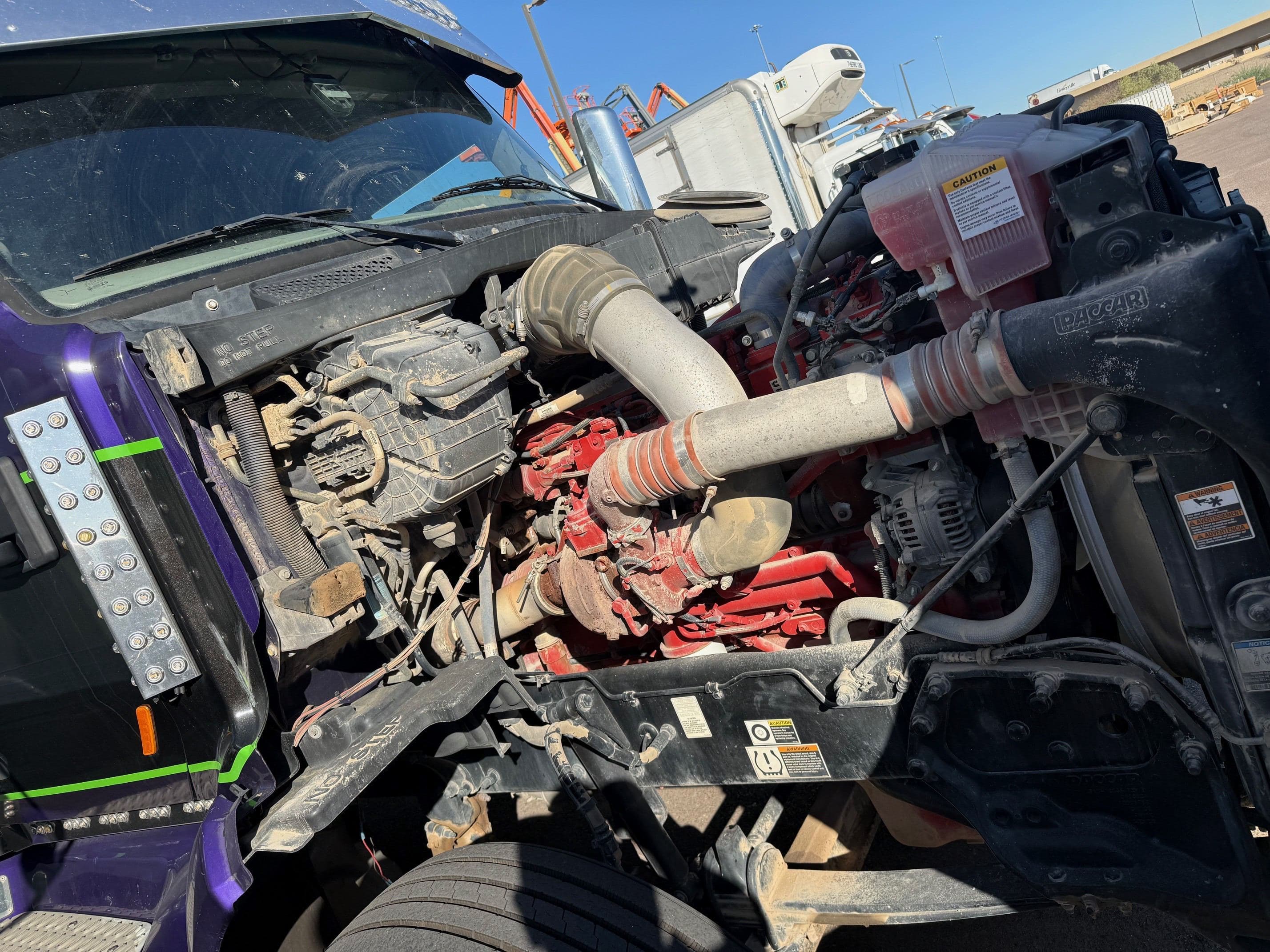 2020 Peterbilt 579 image 11