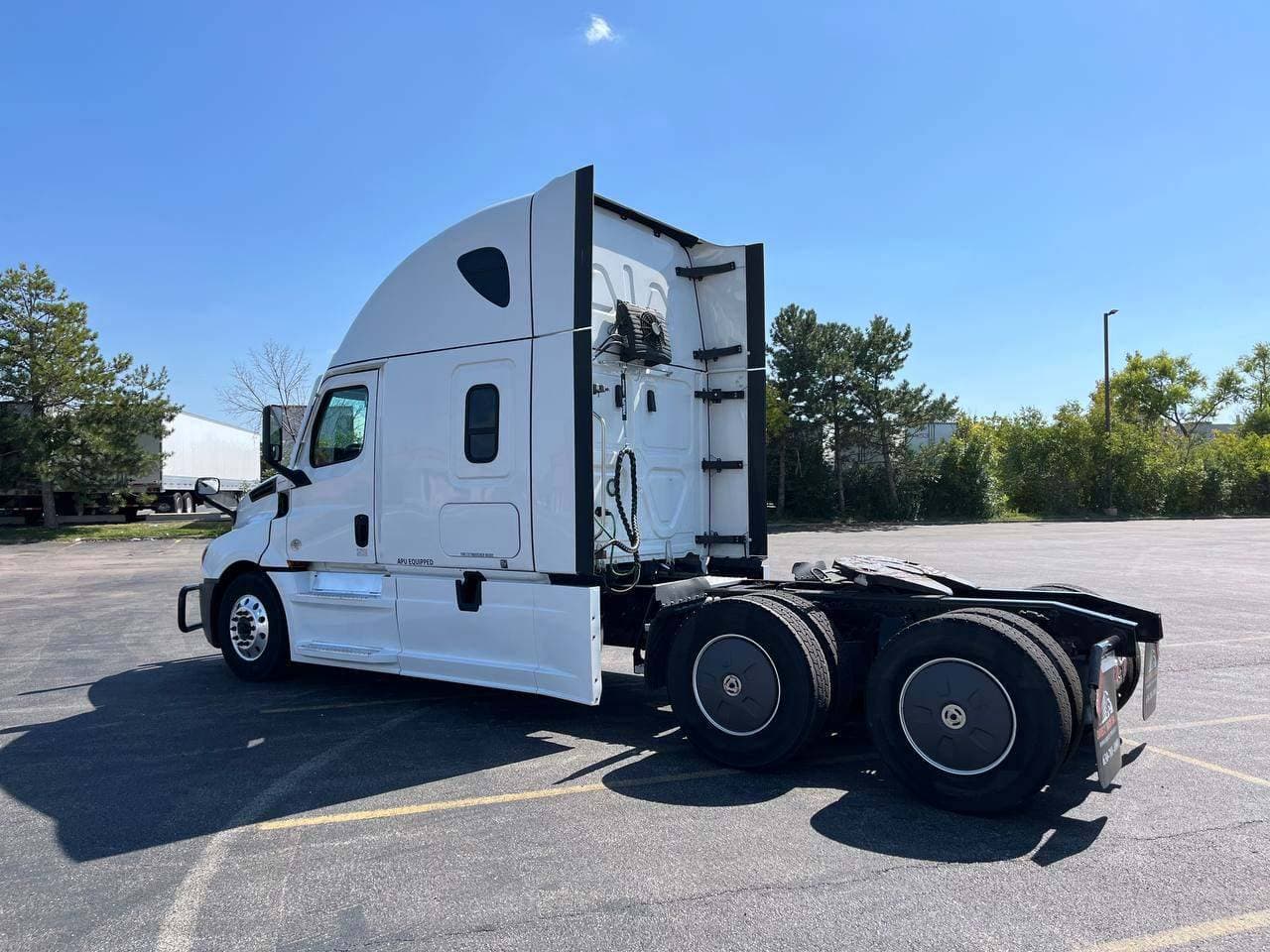 2021 Freightliner Cascadia 126 #1178 image 4
