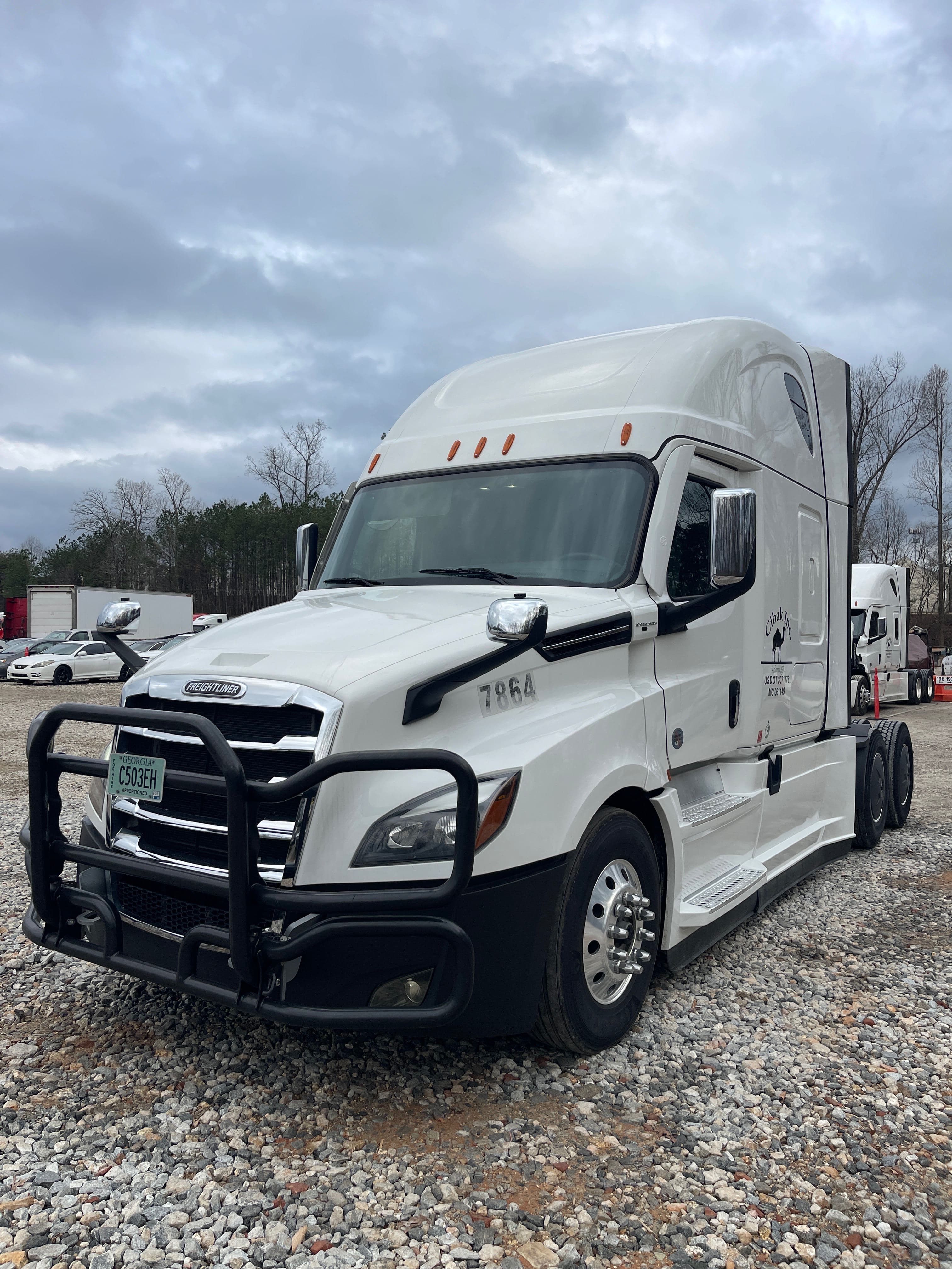 2022 Freightliner Cascadia image 3