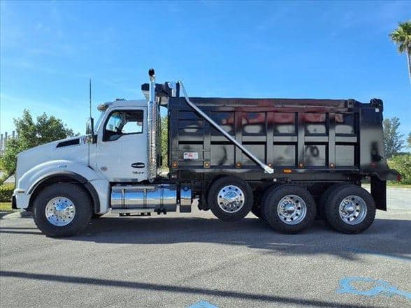 2026 Kenworth T880 image 4