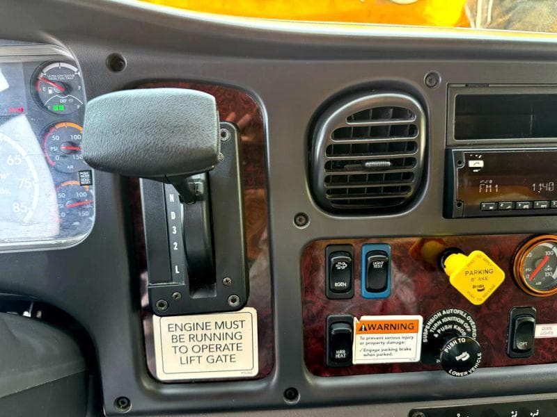 2019 Freightliner Cascadia 125 image 22