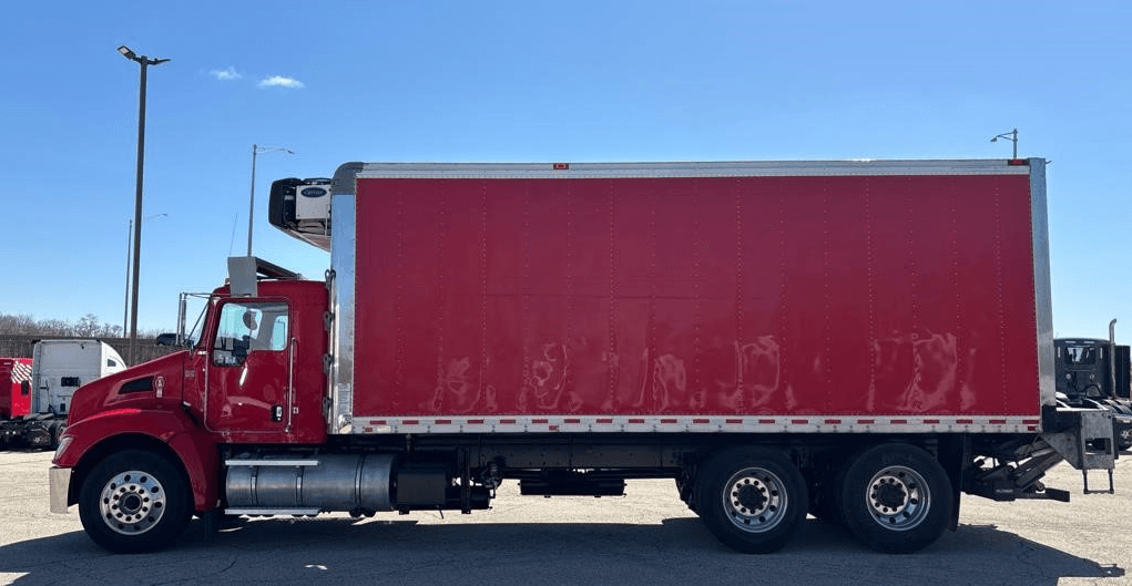 2020 Kenworth T370 image 4