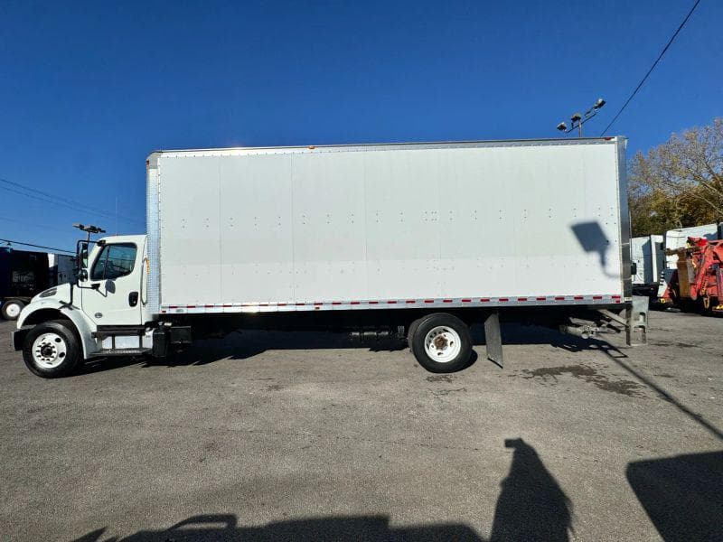 2021 Freightliner Cascadia 125 image 16