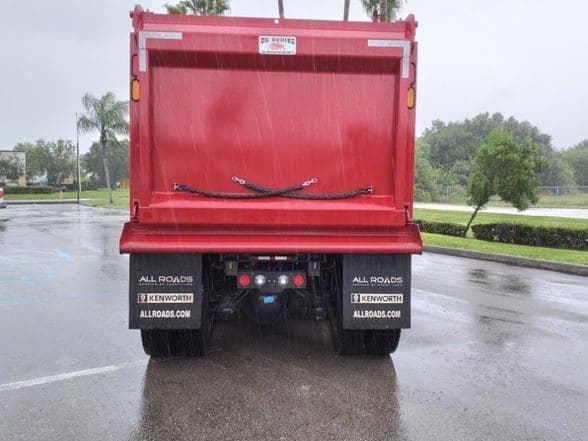 2026 Kenworth T880 image 4