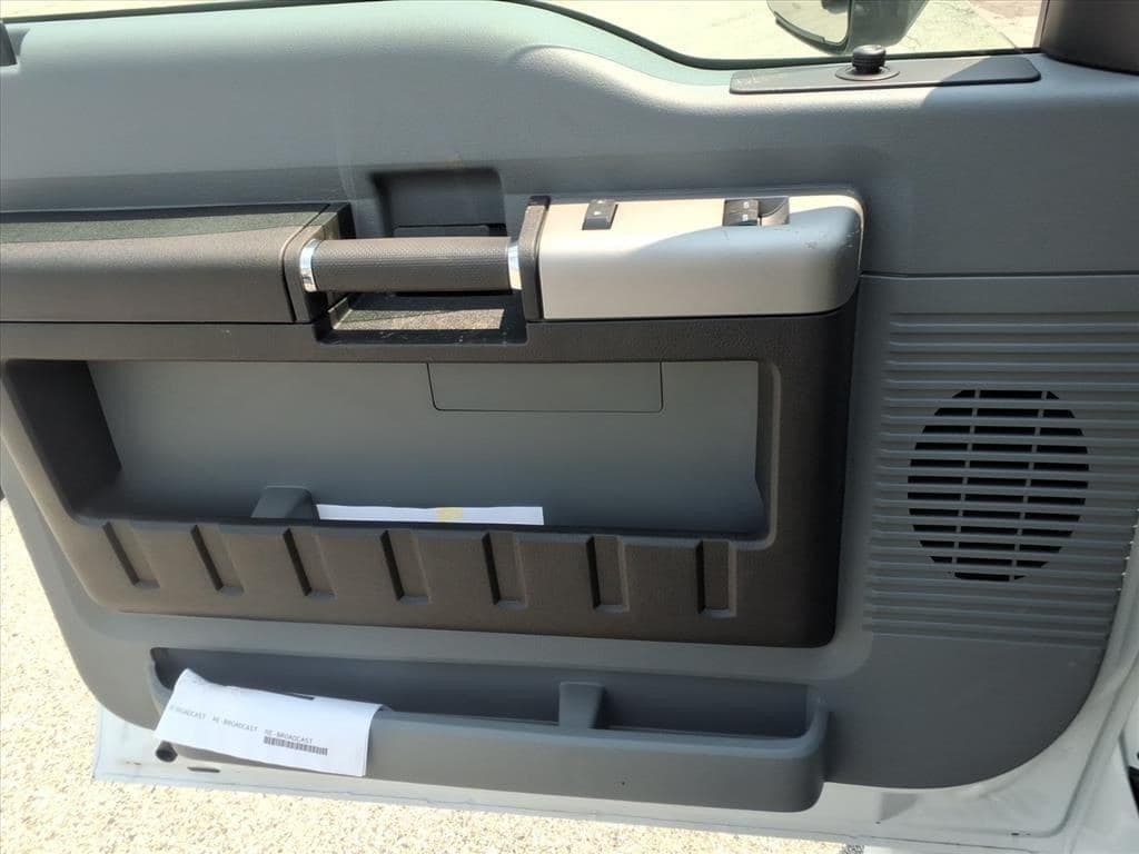 2027 Ford F750 SD image 17
