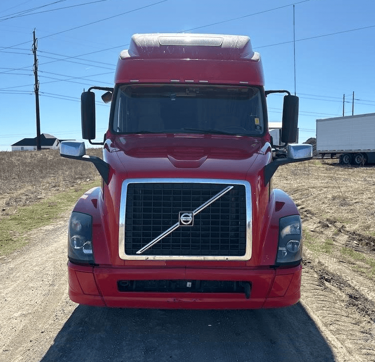 2017 Volvo VNL64T780 image 1