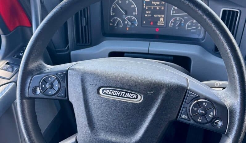 2022 Freightliner Cascadia 126 image 10