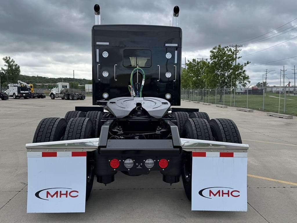 New 2027 KENWORTH W900L image 5
