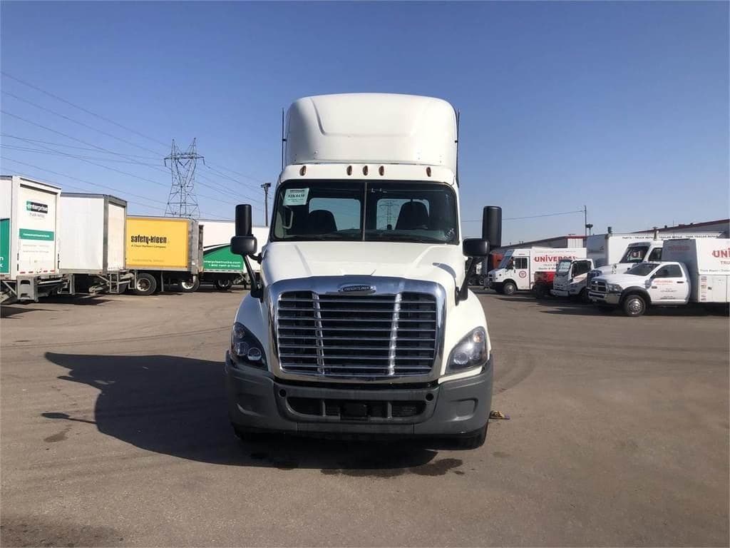 2018 Freightliner Cascadia image 6