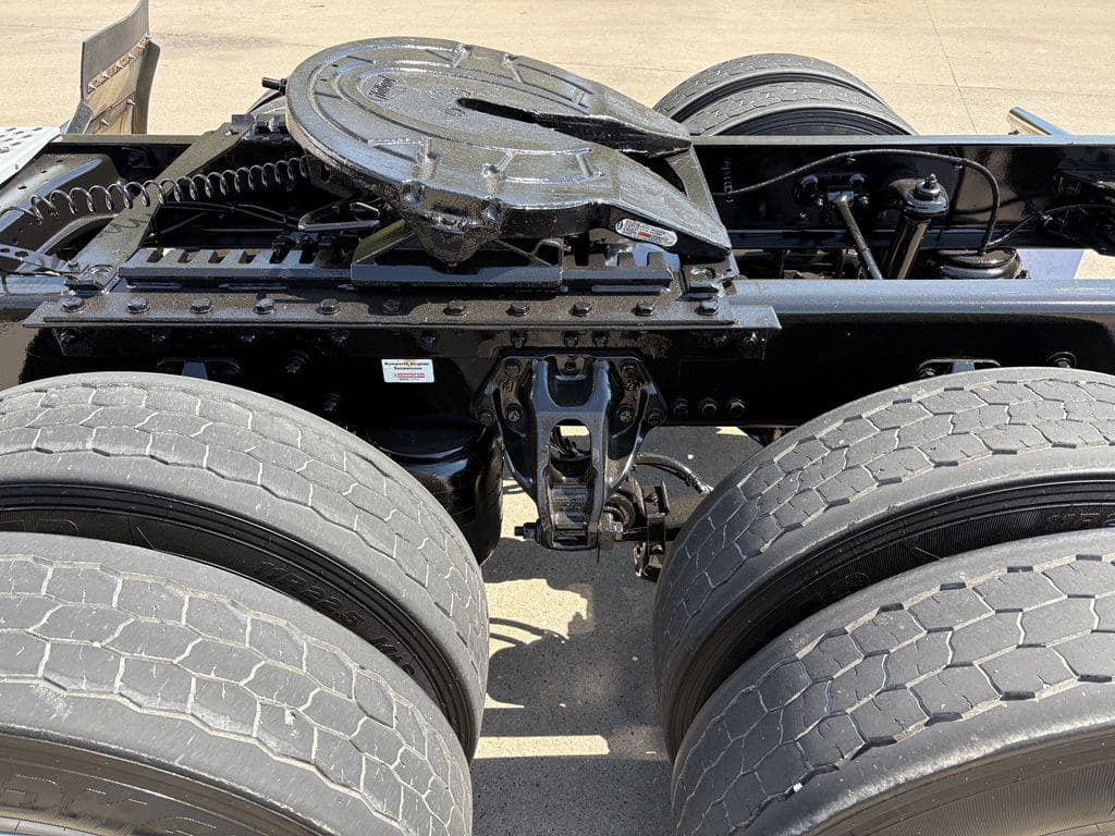 Used 2020 KENWORTH T880 image 4