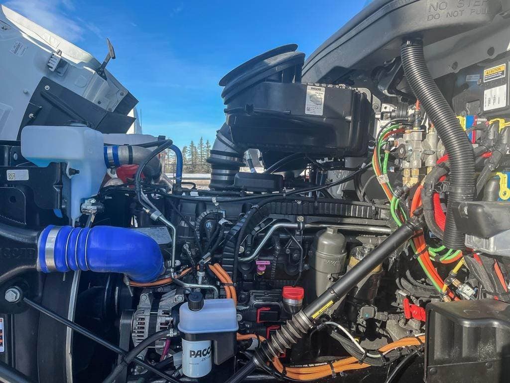 2024 Peterbilt 567 image 12