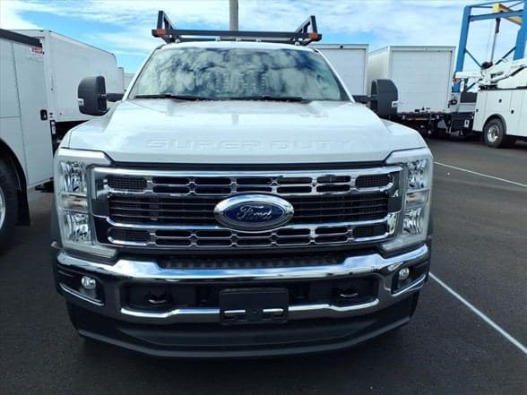 2025 Ford F450 image 5