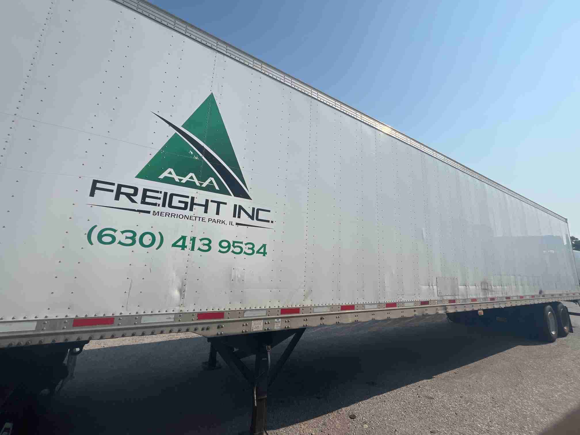 2018 Vanguard 53` Dry Van image 4