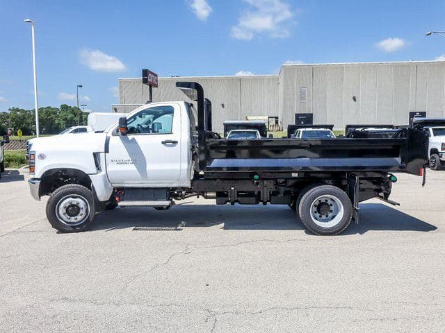2024 Chevrolet Silverado 4500HD Work Truck image 6