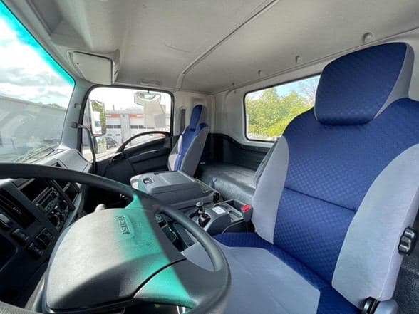 2025 Isuzu FTR image 15