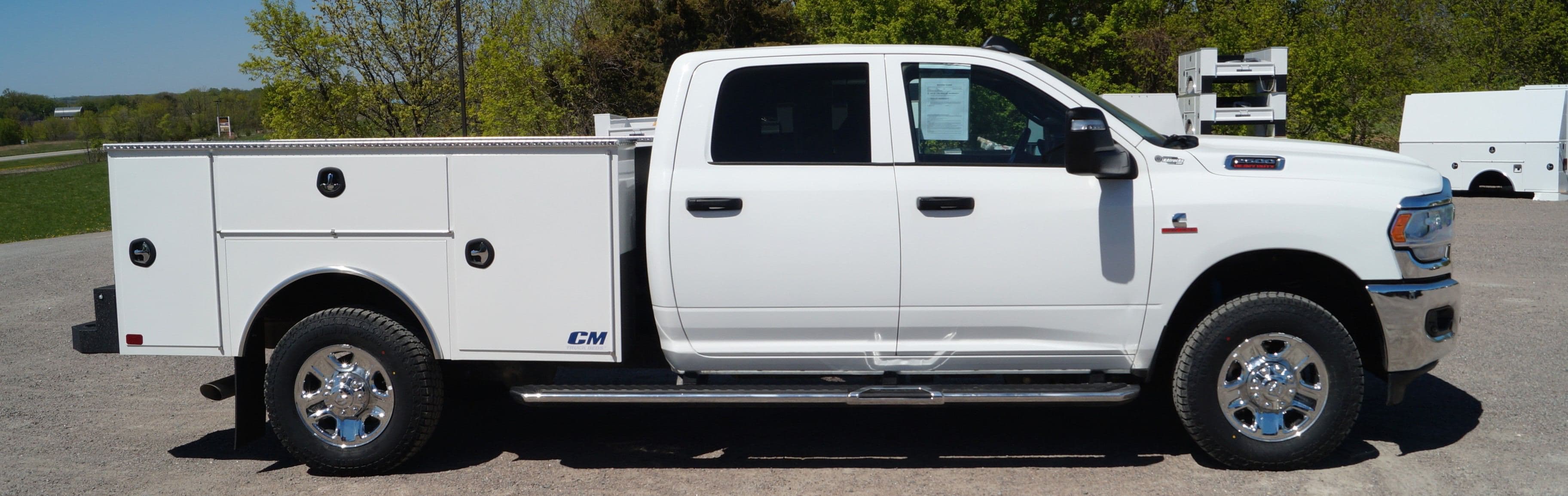 2024 RAM 2500 Tradesman - Service Utility Truck - 4WD 6.7L I6 Cummins image 4