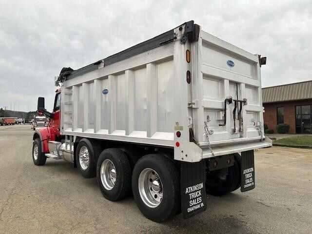 2020 Peterbilt 567 image 6