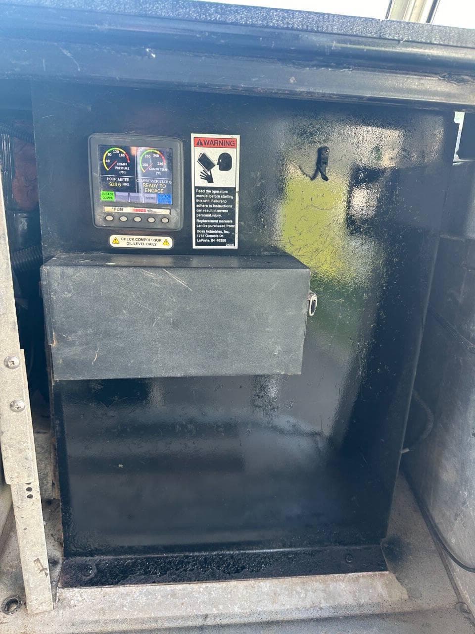 2014 Freightliner MT45 image 18