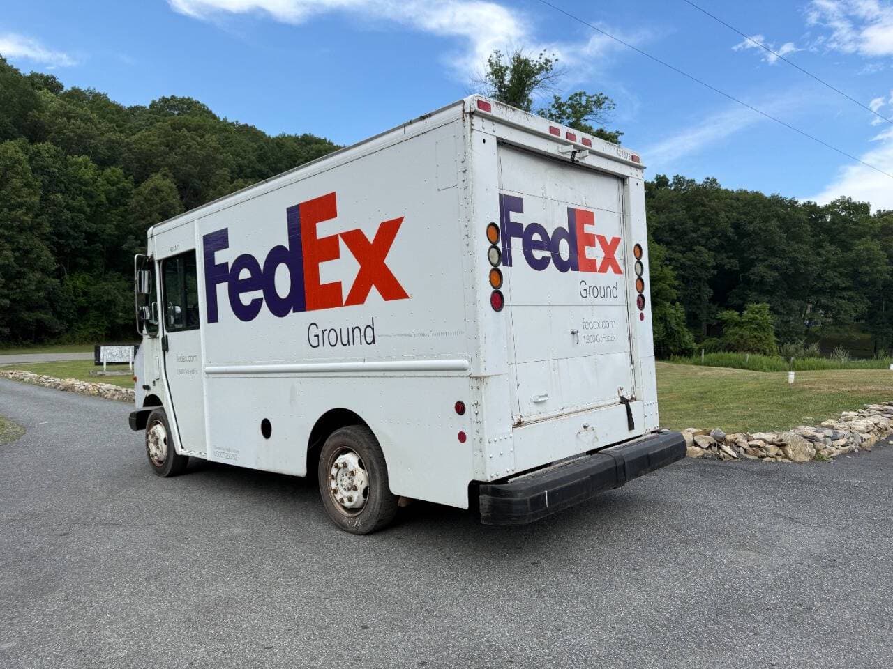 2003 Freightliner MT45 image 3