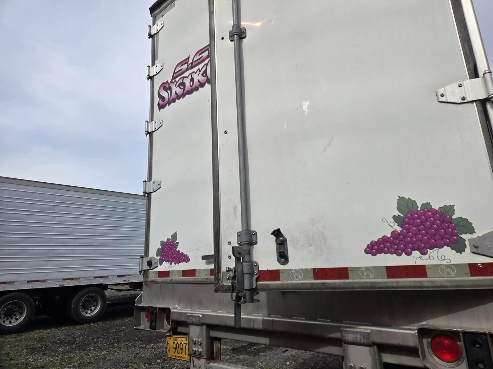 2018 Great Dane 53 ft Reefer Trailer - Fixed Axle, Swing Door, Thermo King image 14