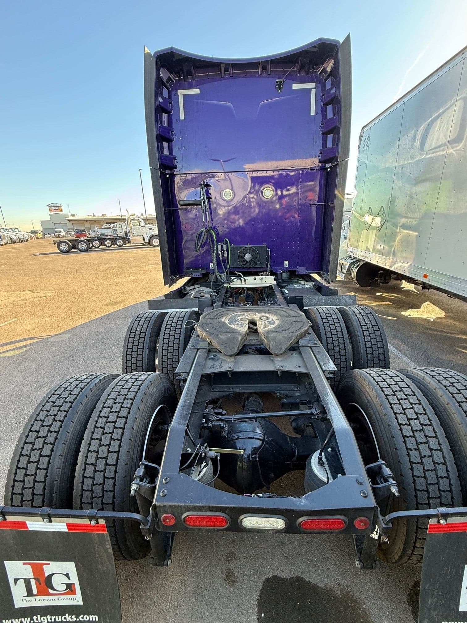 2020 Peterbilt 579 image 4