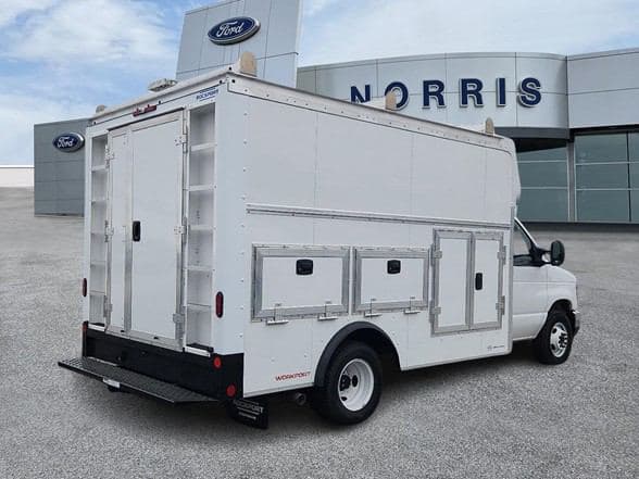 2026 Ford E350 SD image 3