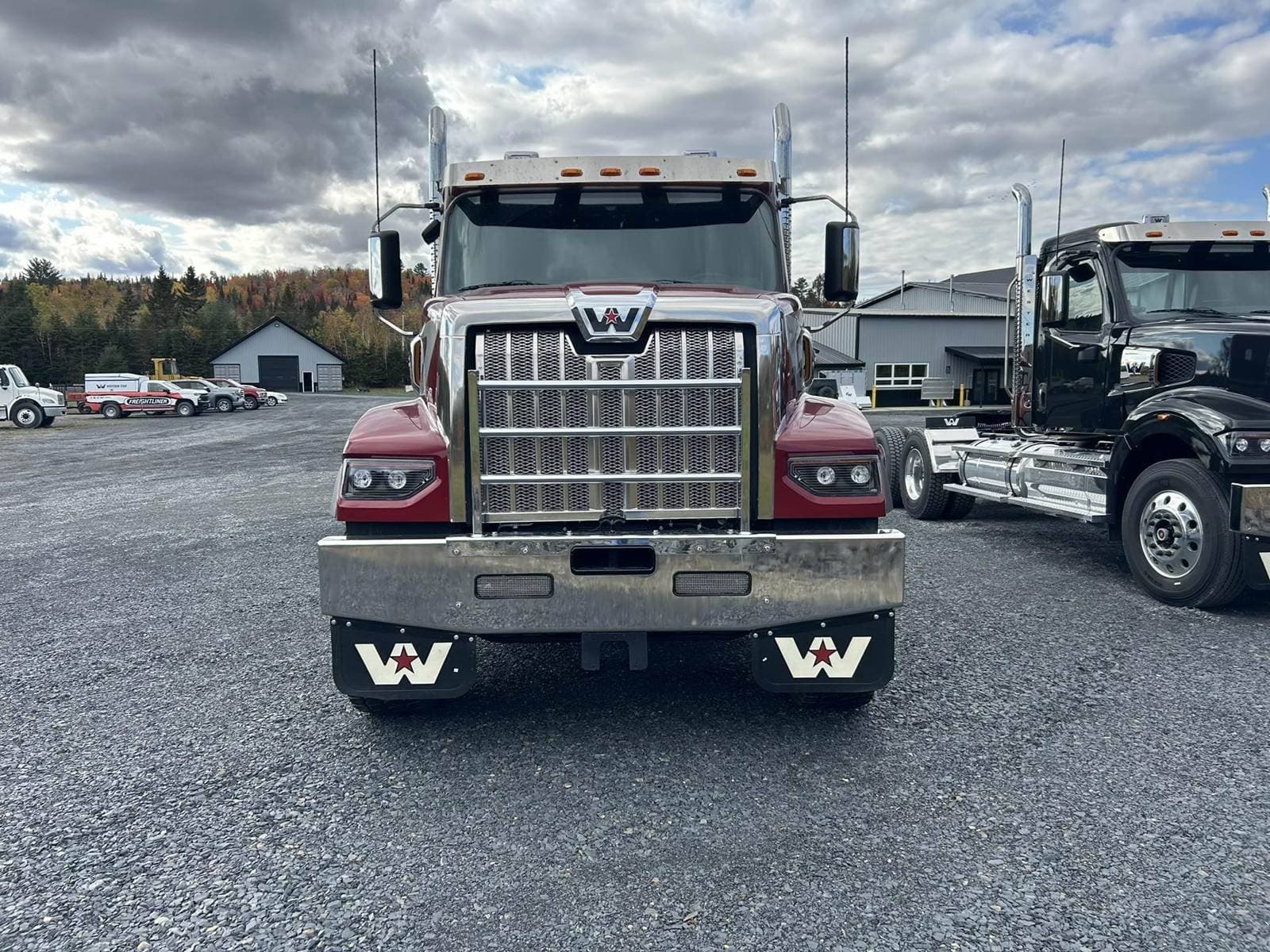 2025 Western Star 49X Chassis image 2