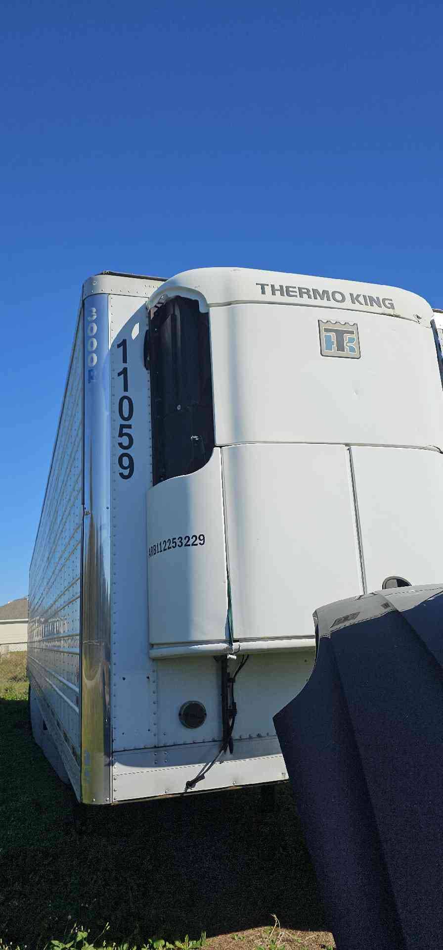 2011 Utility Reefer image 3