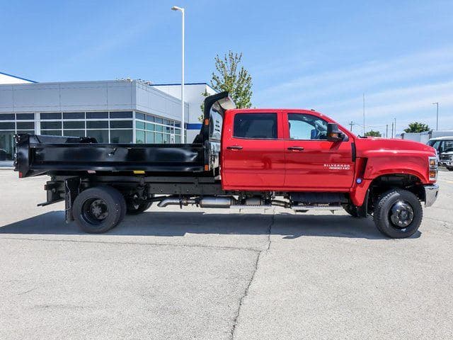 2024 Chevrolet Silverado 4500HD Work Truck image 2
