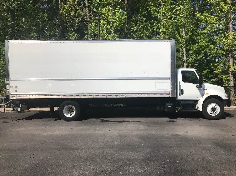 2022 International MV607 Box Truck - 220HP, 6 Speed Automatic, Roll up Door image 15