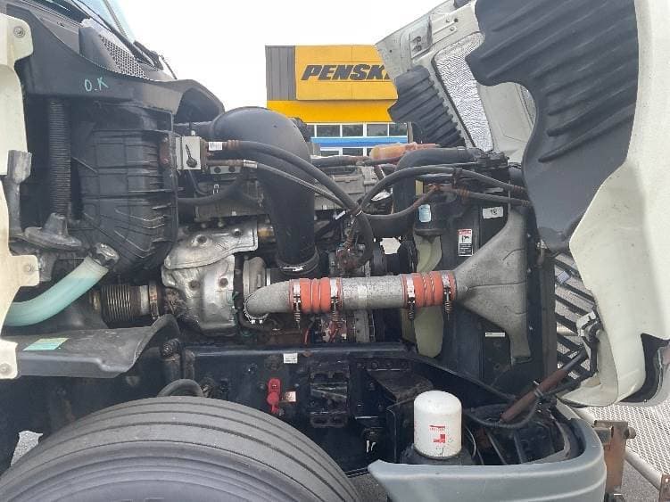 2018 Freightliner Cascadia image 4