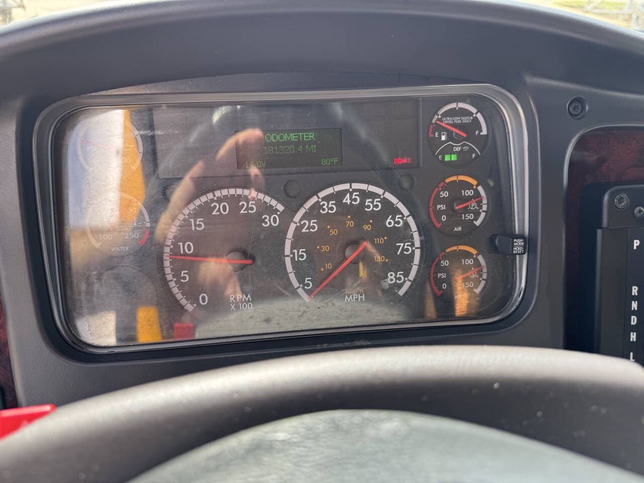 2019 Freightliner M2 106 image 13