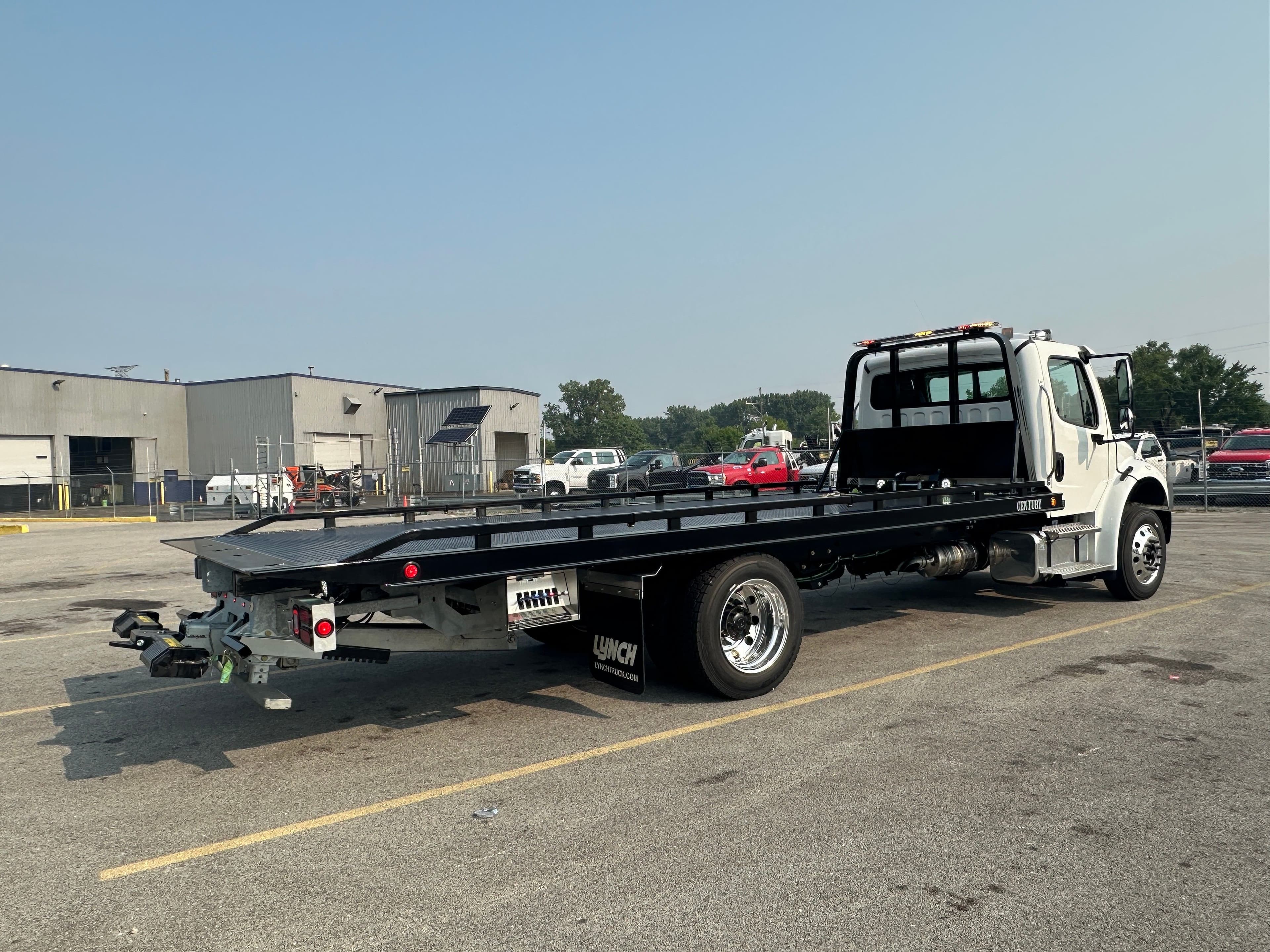 2025 Freightliner M2 106 WITH A CENTURY 21.5' STEEL CARRIER  (SK#: 6255C) image 7