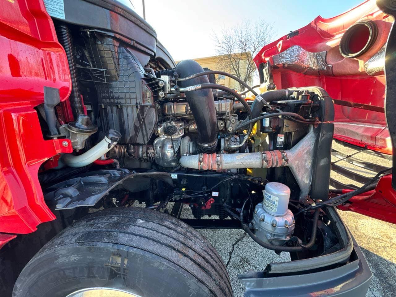 2022 Freightliner Cascadia 126 image 9