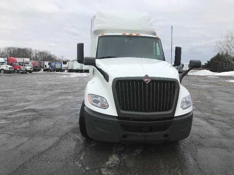 2023 International LT62F image 2