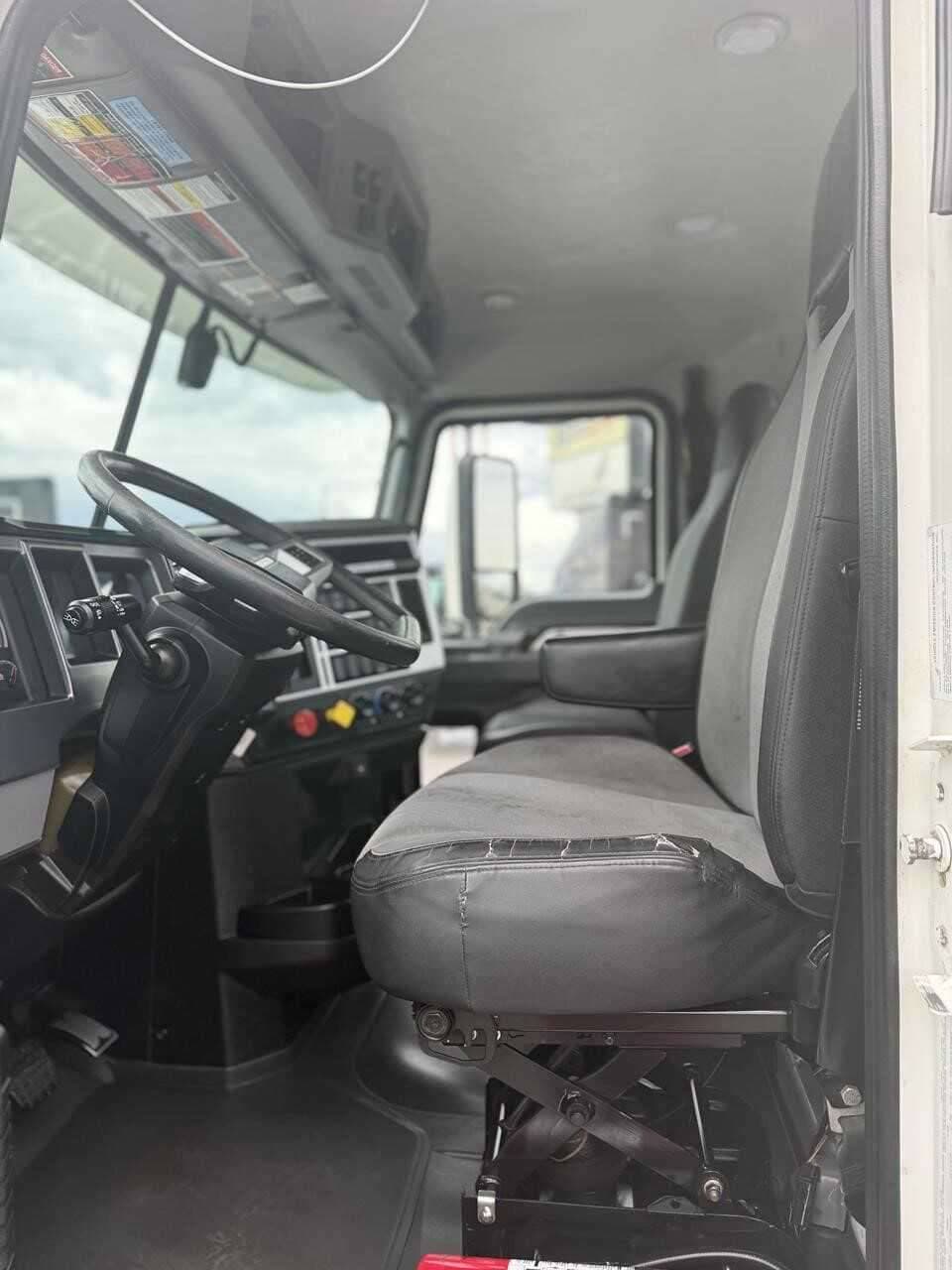 Used 2019 MACK ANTHEM Conventional - Day Cab in Commerce City, CO image 6