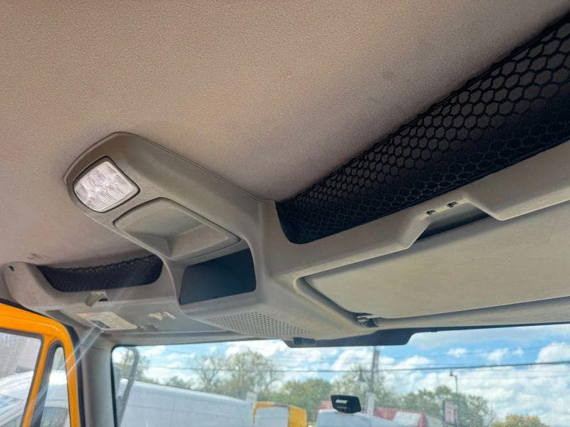 2019 International 4300 image 15