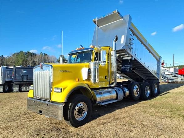 2026 Kenworth W900 image 12