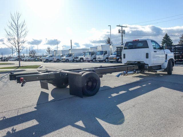 2024 Chevrolet Silverado 6500HD image 3