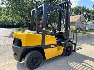 2005 YALE GDP080LJ image 9